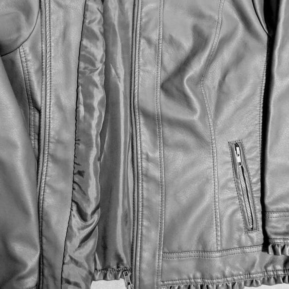 Barccini gray faux leather jacket sz 1X - Picture 3 of 7